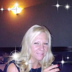 Meet your Posher, Laurie